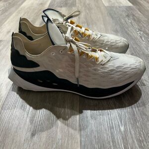 Jordan Zoom Trunner Ultimate Light Orewood